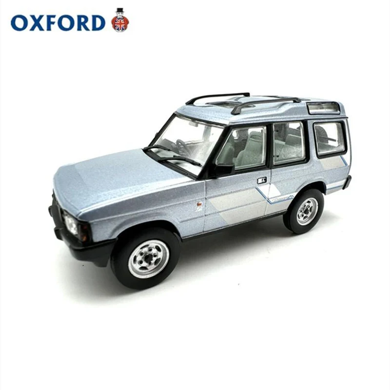 Blue Discovery 1 SUV Miniature - 1:43 Scale 2 Blue Discovery 1 SUV Miniature - 1:43 Scale - Image 2