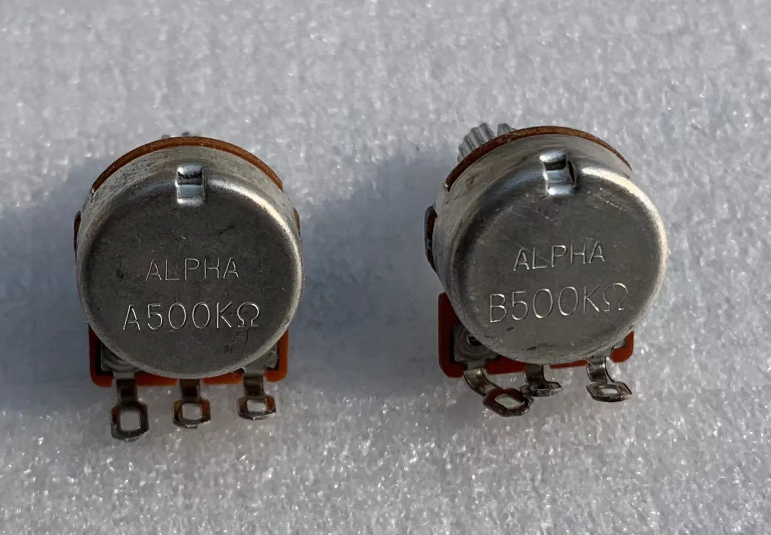 Professional 500K Alpha Guitar Potentiometer 1 Professional 500K Alpha Guitar Potentiometer