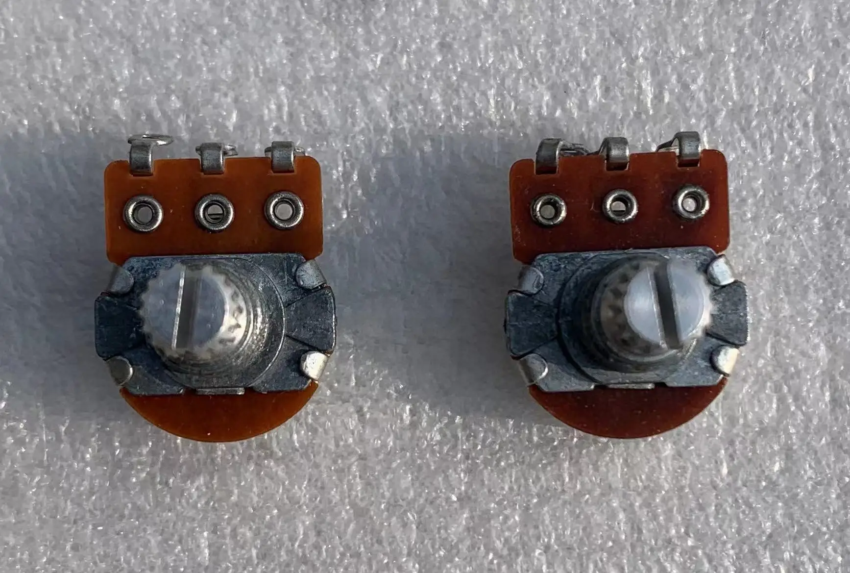 Professional 500K Alpha Guitar Potentiometer 2 Professional 500K Alpha Guitar Potentiometer - Image 2