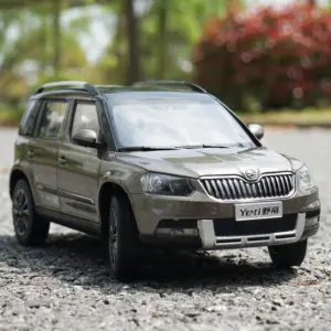 Skoda Yeti 1:18 Diecast SUV Model Collection 11 S49d0f072e2434078b5d571f259026e88B