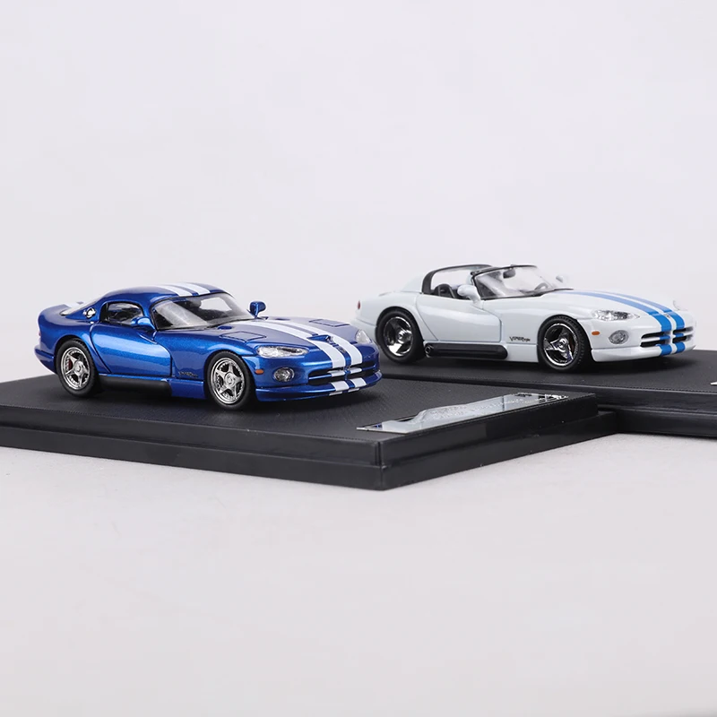 Vibrant Blue 1993 Dodge Viper Model Car 3 Vibrant Blue 1993 Dodge Viper Model Car - Image 3