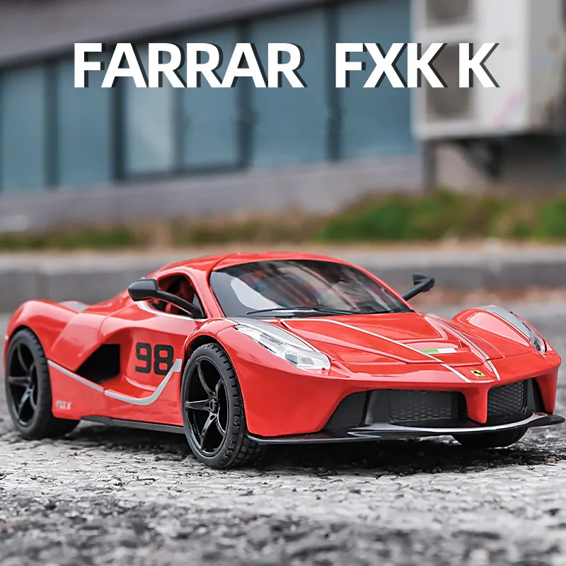 Ferrari LaFerrari FXXK 1:24 Diecast Model 2 Ferrari LaFerrari FXXK 1:24 Diecast Model - Image 2