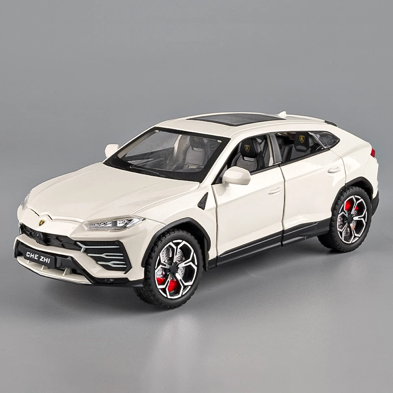 Iridescent Lamborghini Urus Bison 1:24 Scale Model 8 Iridescent Lamborghini Urus Bison 1:24 Scale Model - Image 8