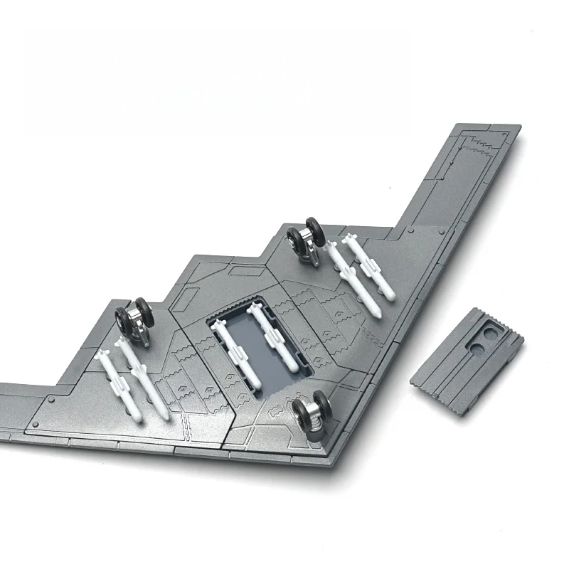 1/200 American B-2 Stealth Bomber Model 3 1/200 American B-2 Stealth Bomber Model - Image 3