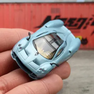 Pagani Huayra Codalunga 1:64 Diecast Model 11 S4e4de40def274ce3a1d51644f434e220f