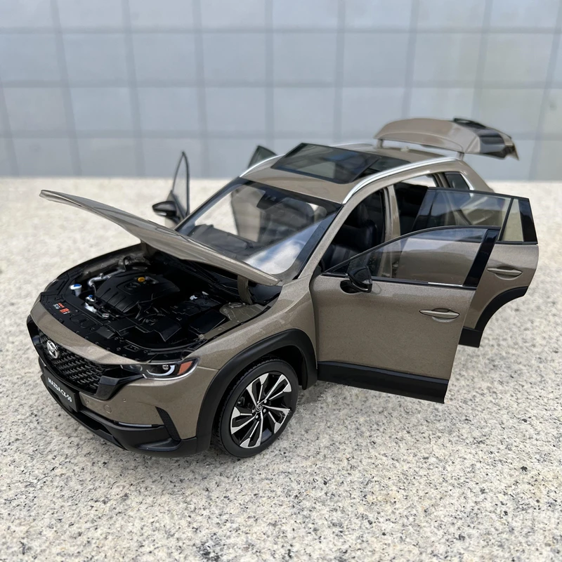 Mazda CX-50 1:18 Diecast SUV Model 2 Mazda CX-50 1:18 Diecast SUV Model - Image 2