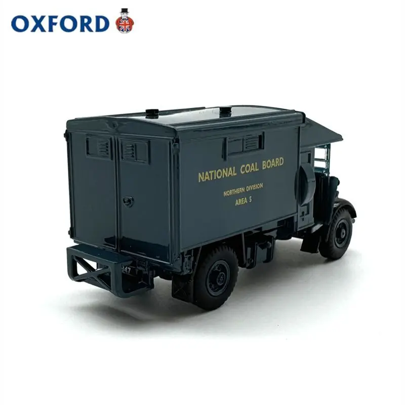 Vintage Austin K2 Ambulance Model 1:76 Scale 4 Vintage Austin K2 Ambulance Model 1:76 Scale - Image 4