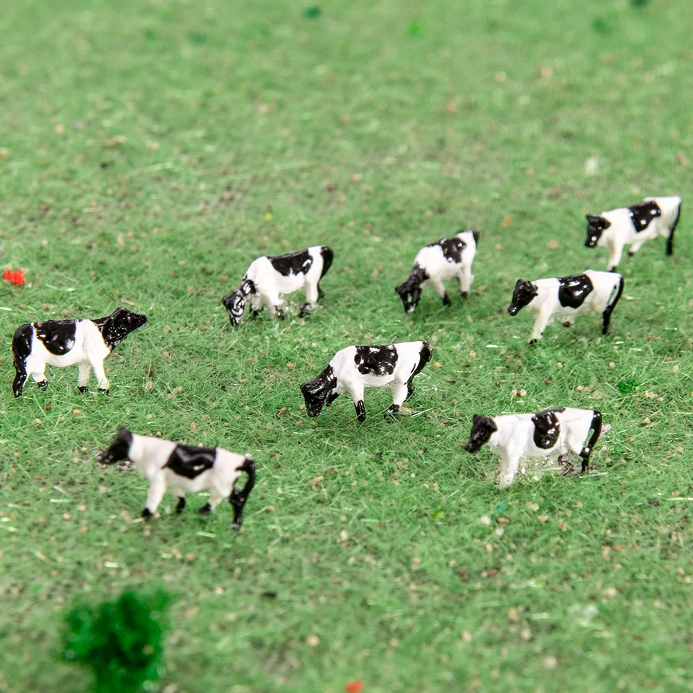 Miniature Holstein Cow Set for Dioramas 1 Miniature Holstein Cow Set for Dioramas