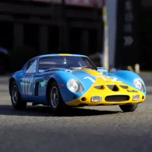 Blue Ferrari 250 GTO Diecast Model 1:24 Scale 9 S53dc308754264570b8bac1c63ba78fb5X