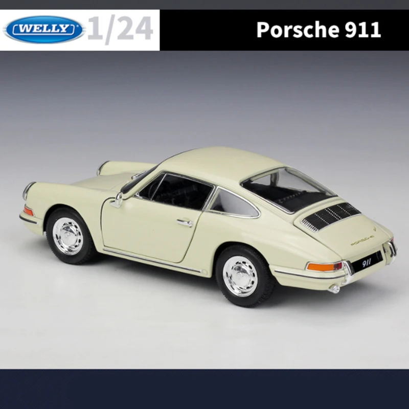 Vintage 1964 Porsche 911 Diecast Model 1:24 Scale 6 Vintage 1964 Porsche 911 Diecast Model 1:24 Scale - Image 6