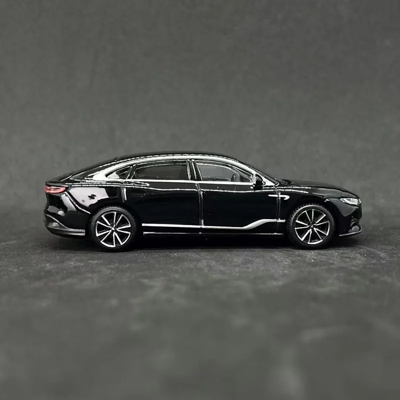 VOYAH Passion 1:64 Scale Diecast Model Car 5 VOYAH Passion 1:64 Scale Diecast Model Car - Image 5