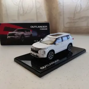 2023 Outlander SUV Diecast Model 1:43 Scale