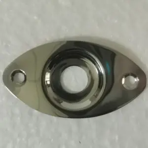 Chrome Guitar Jack Plate for Electric Guitar and Bass 8 S56a8e7ae3dcd4d959056a57a46cb6d82l