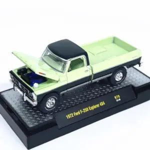 Vintage 1:64 Ford F-250 Explorer Diecast Model 7 S59a642cdec504bdb90306e9a83c29caaN