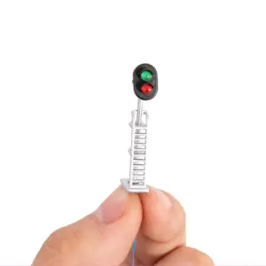 HO Scale Realistic Traffic Light Model for Layouts 11 S5a30dfa89d8c47c59cf8477716a5c6120