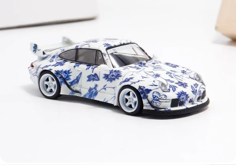 Flame Diecast 1/64 Scale Porsche Model Set 3 Flame Diecast 1/64 Scale Porsche Model Set - Image 3