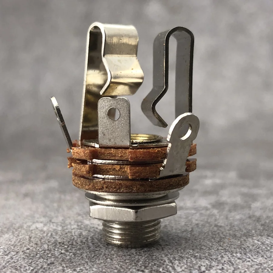 Vintage Rugged Stereo Output Jack for Guitar 1 Vintage Rugged Stereo Output Jack for Guitar