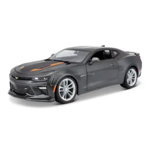 2017 Chevrolet Camaro SS 1:18 Diecast Model 12 S5c2015f1cf4b488abde9b95bfe13bb5ea