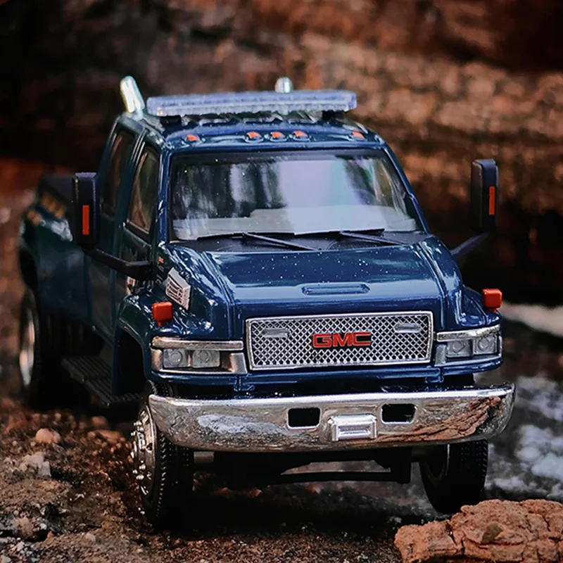 1:64 Scale Police Pickup Truck Models 5 1:64 Scale Police Pickup Truck Models - Image 5