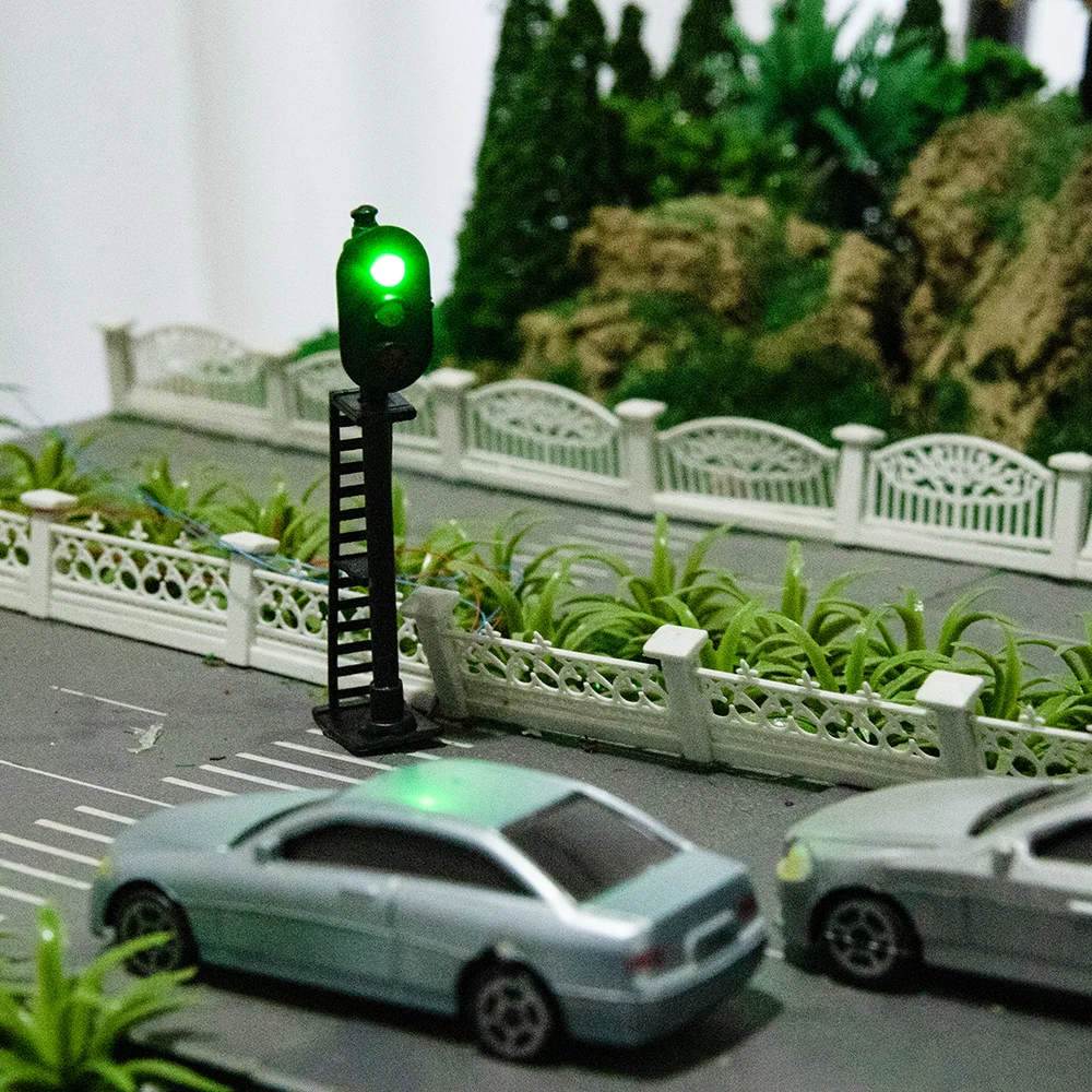 HO Scale Realistic Traffic Light Model for Layouts 5 HO Scale Realistic Traffic Light Model for Layouts - Image 5