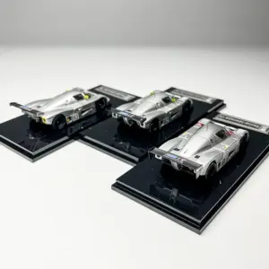 Mercedes-Benz Sauber C9 1:64 Die-Cast Model 11 S612daba1e3784d40bf35bb79605ee40dQ