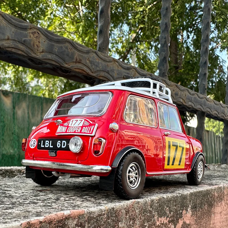 1:18 Mini Cooper MK1 Rally Diecast Model 6 1:18 Mini Cooper MK1 Rally Diecast Model - Image 6