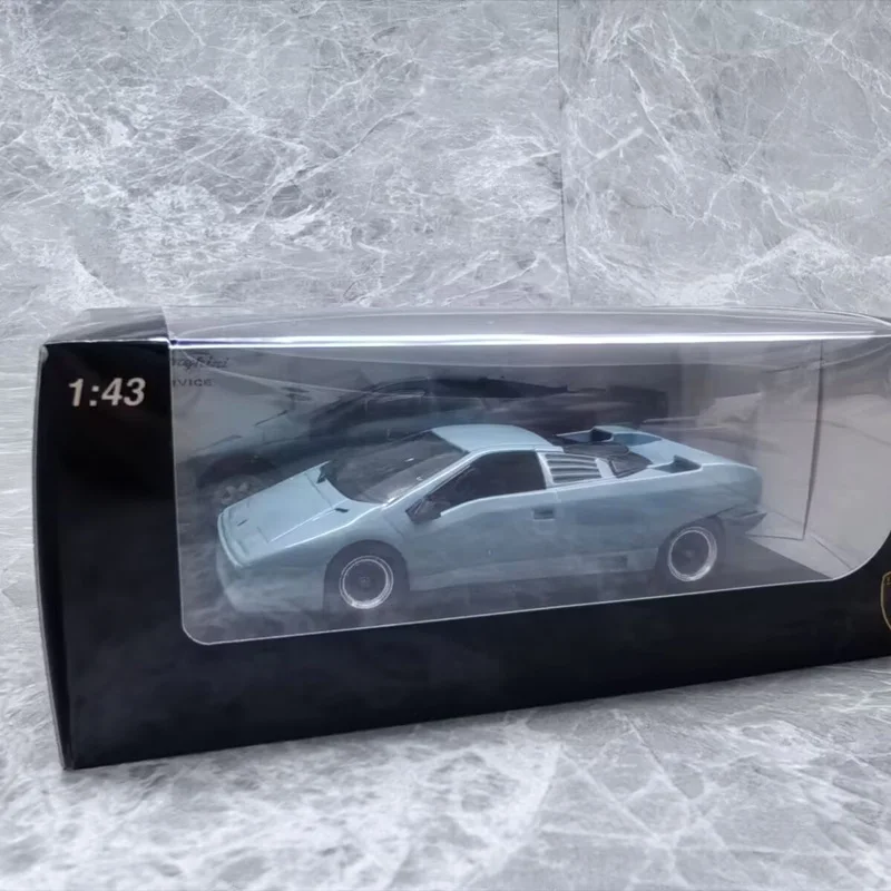 1986 Lamborghini P132 1/43 Diecast Model 6 1986 Lamborghini P132 1/43 Diecast Model - Image 6