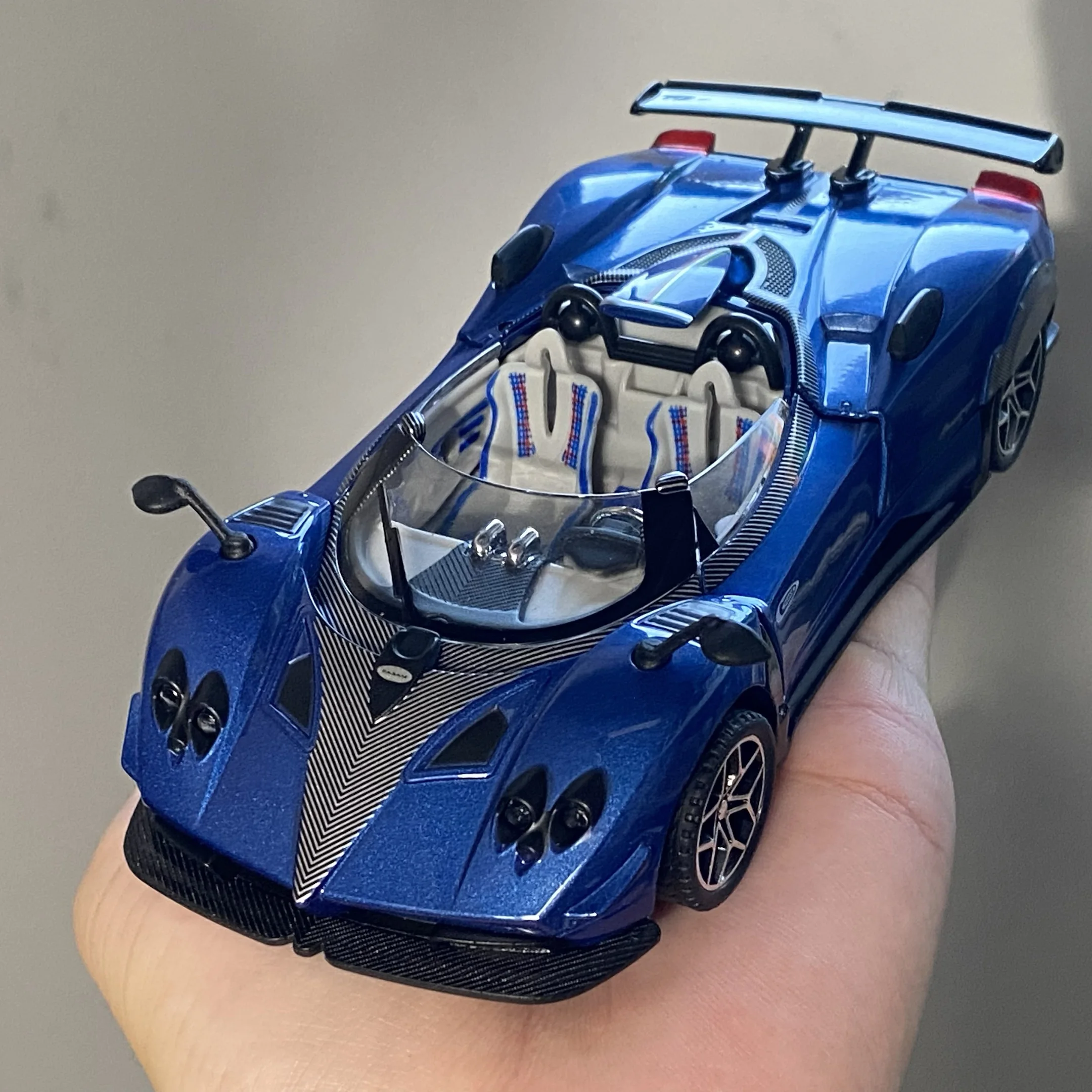 1:32 Pagani Zonda HP 2017 Diecast Model 1 1:32 Pagani Zonda HP 2017 Diecast Model
