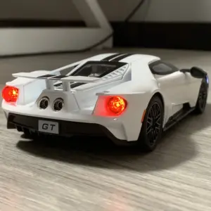 Vibrant Yellow Ford GT 1:24 Diecast Model 15 S6657ebe332dc46a3855d9a4b96c5e7bfa 1