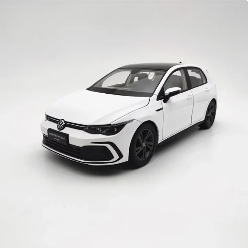 Volkswagen Golf 8 1:18 Diecast Model Ornament 1 Volkswagen Golf 8 1:18 Diecast Model Ornament