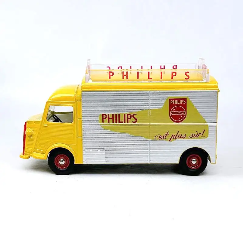 1:43 Vintage Citroen Van Miniature Model 3 1:43 Vintage Citroen Van Miniature Model - Image 3