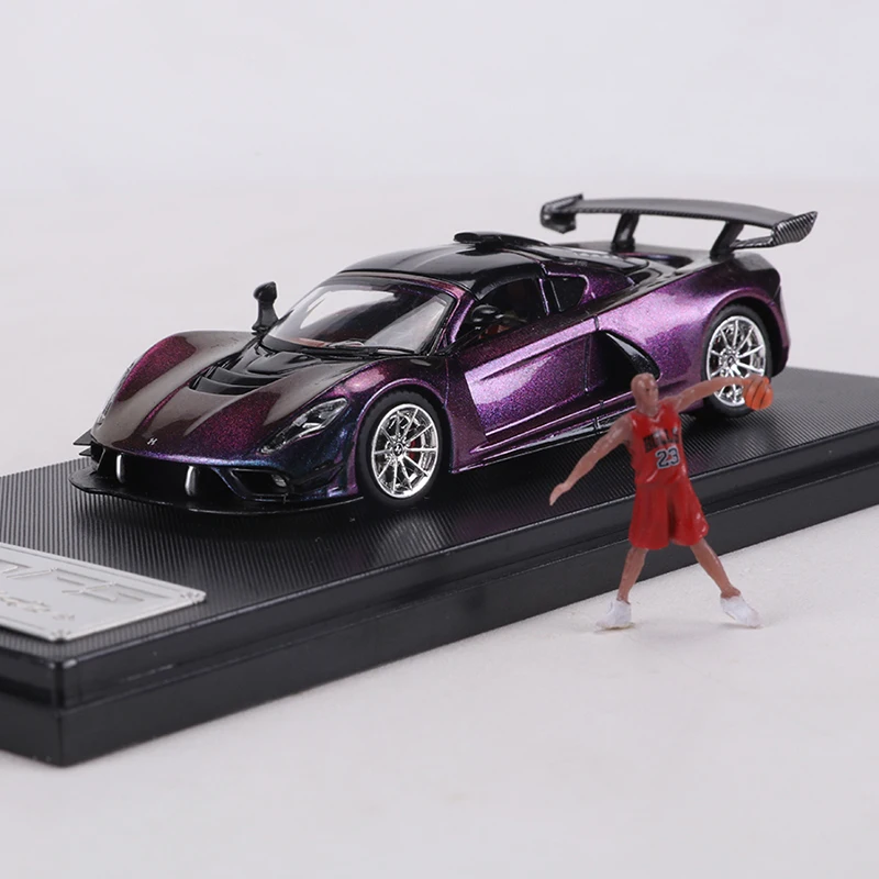 Hennessey Venom F5 1:64 Diecast Model in Vibrant Colors 5 Hennessey Venom F5 1:64 Diecast Model in Vibrant Colors - Image 5