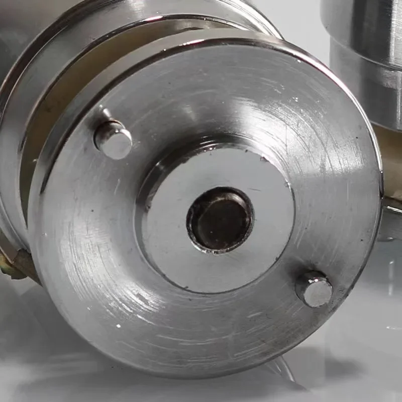 Versatile Metal Badge Mold Kit with Quick-Change System 5 Versatile Metal Badge Mold Kit with Quick-Change System - Image 5