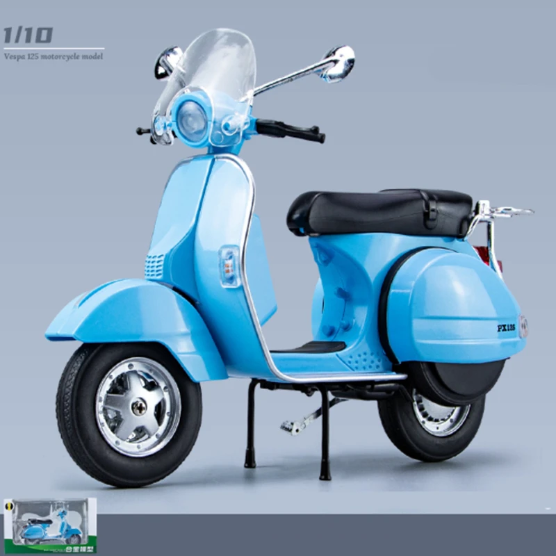 Vintage Vespa 125 Diecast Model 1/10 Scale 7 Vintage Vespa 125 Diecast Model 1/10 Scale - Image 7