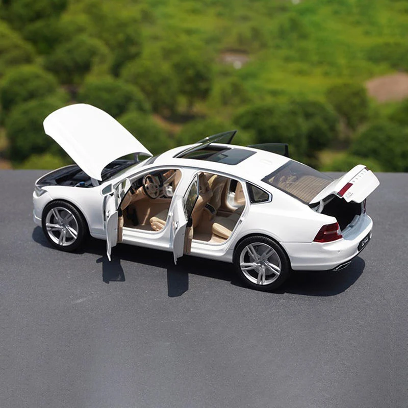 2023 Volvo S90 1:18 Diecast Model in Glossy Black 3 2023 Volvo S90 1:18 Diecast Model in Glossy Black - Image 3