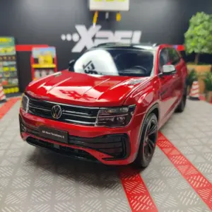 Volkswagen Teramont X SUV 1:18 Diecast Model 17 S740bf0d32d7d45e3a8ce8b44a0e5452aQ