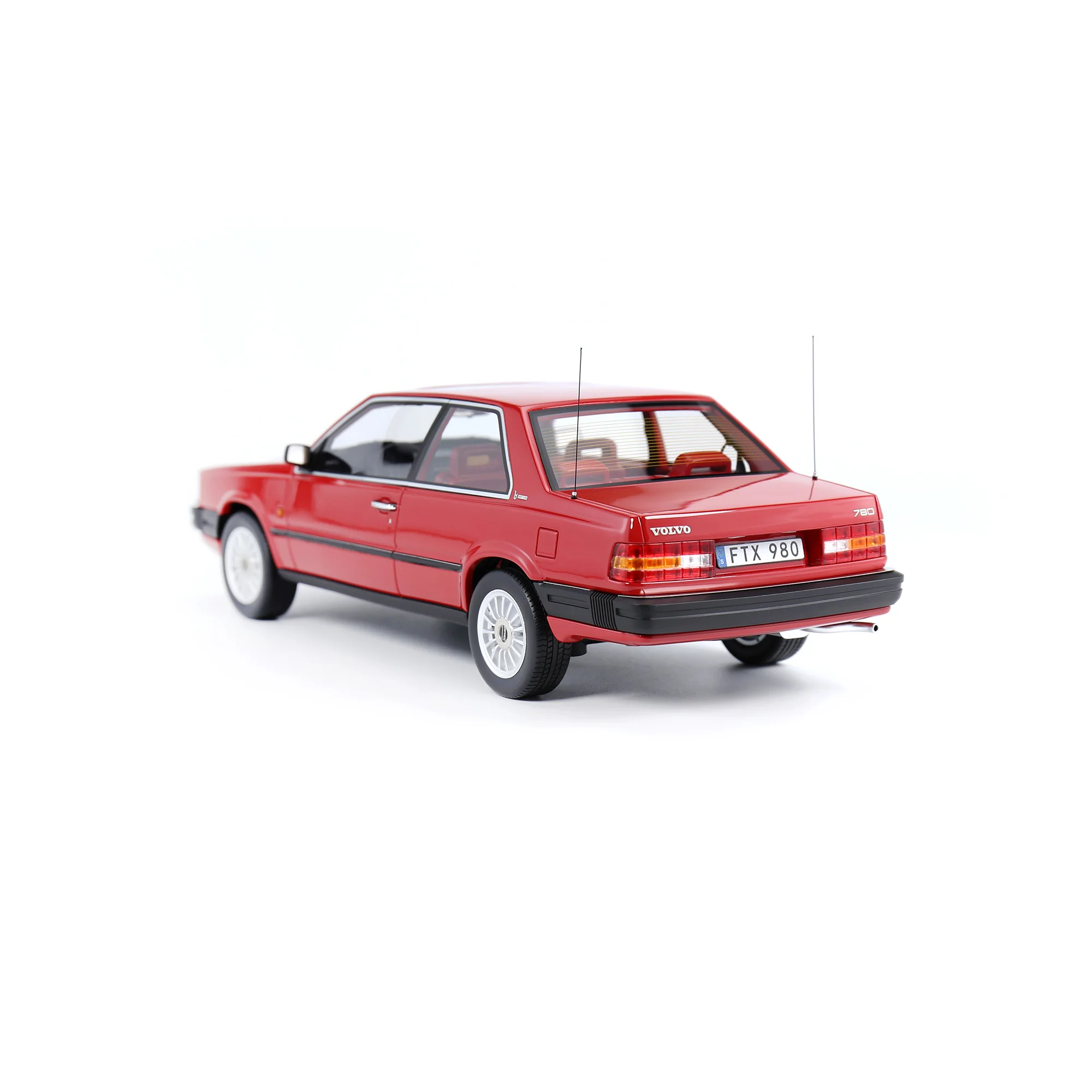 1-18 Scale Volvo 780 PG Resin Model 4 1-18 Scale Volvo 780 PG Resin Model - Image 4