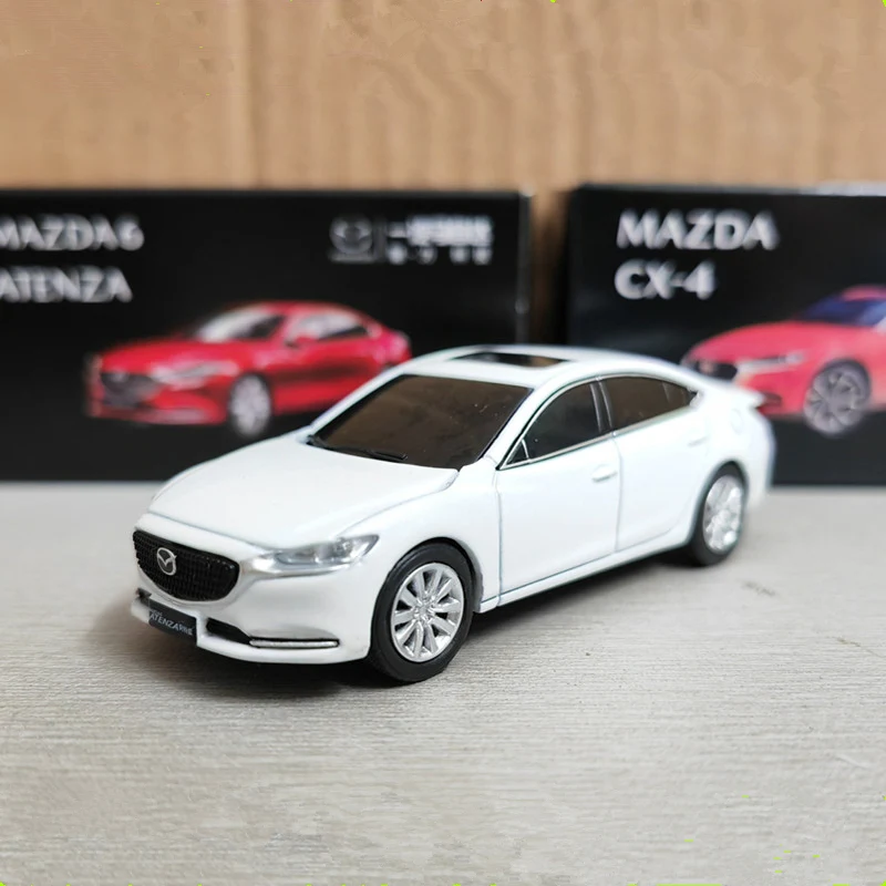 Mazda 3 Atenza 1:64 Diecast Model in White 2 Mazda 3 Atenza 1:64 Diecast Model in White - Image 2