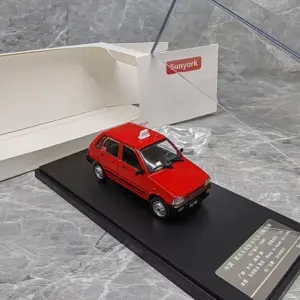 Vibrant Red Suzuki Alto Taxi Diecast Model 12 S7ad90a107b3848319edb795c55693386n