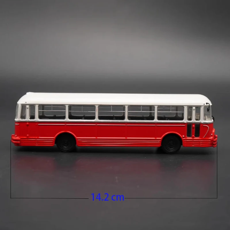 IXO 1:72 CHAUSSON APH 520 Diecast Model Bus 4 IXO 1:72 CHAUSSON APH 520 Diecast Model Bus - Image 4
