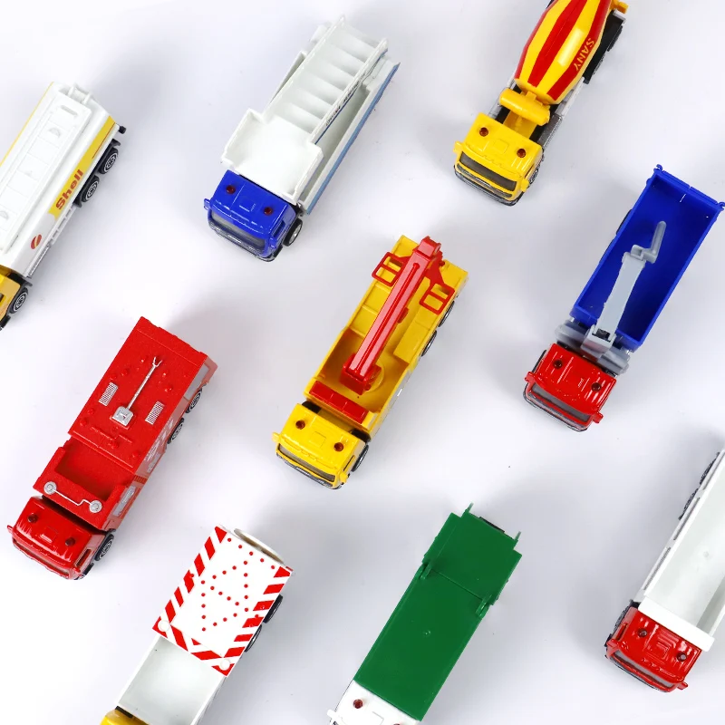 Volvo 1/72 Scale Firefighting Truck Model 4 Volvo 1/72 Scale Firefighting Truck Model - Image 4