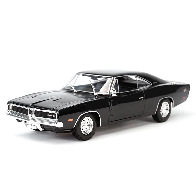 1969 Dodge Charger R/T Die-Cast Model 1:18 Scale 7 1969 Dodge Charger R/T Die-Cast Model 1:18 Scale - Image 7