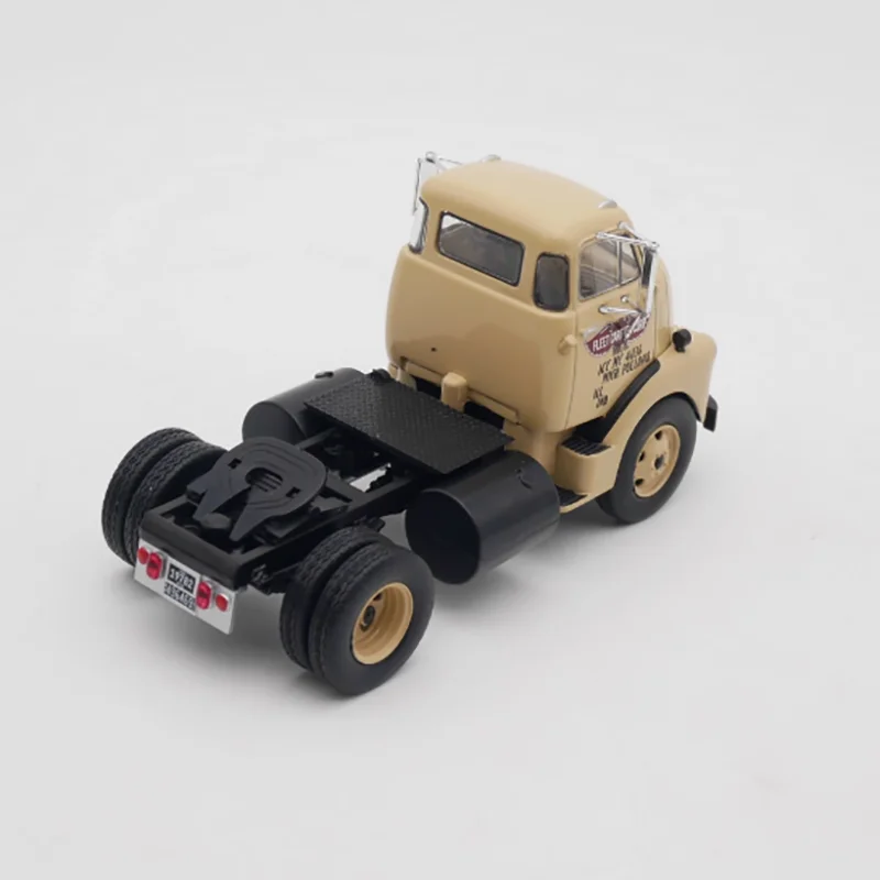Vintage GMC COE Transport Model 1:43 Scale 5 Vintage GMC COE Transport Model 1:43 Scale - Image 5