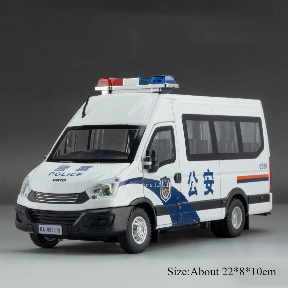 1:24 Diecast Police Car Model with Lights 8 1:24 Diecast Police Car Model with Lights - Image 8