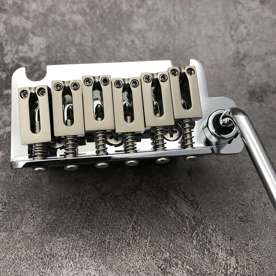 Chrome Full-Size Guitar Tremolo Bridge System 3 Chrome Full-Size Guitar Tremolo Bridge System - Image 3