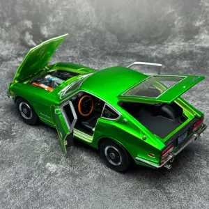 1971 Datsun 240Z Diecast Model 1:18 Scale 12 S83780aaf9194461586195518aa8a5a44C