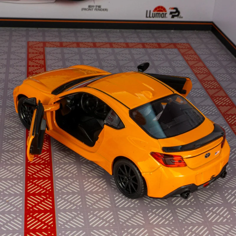 Vibrant 1/28 Toyota GR86 Alloy Model Car 5 Vibrant 1/28 Toyota GR86 Alloy Model Car - Image 5