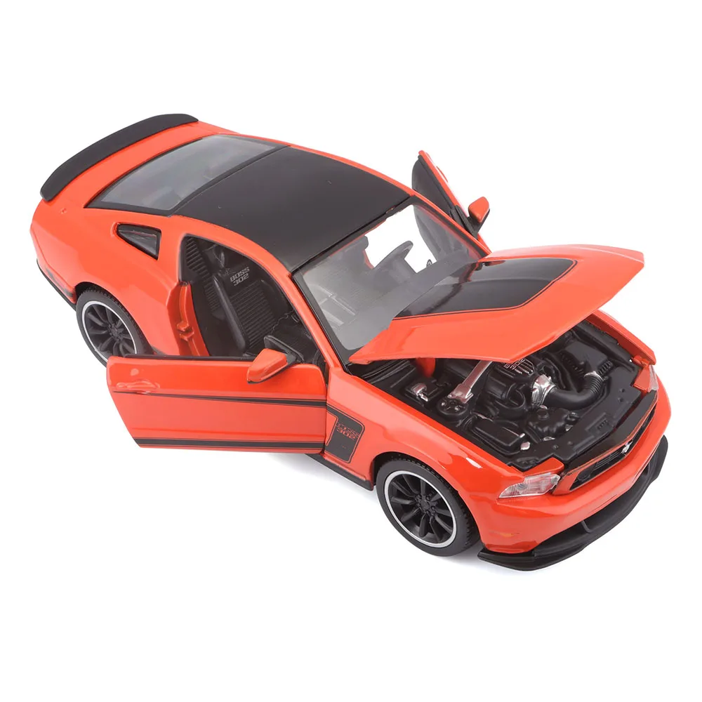 Ford Mustang Boss 302 1:24 Diecast Model 4 Ford Mustang Boss 302 1:24 Diecast Model - Image 4