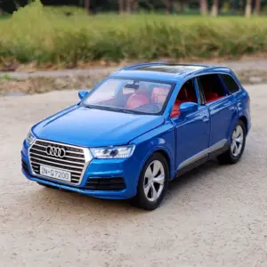 1:32 Scale Audi Q7 SUV Model 16 S8b8d7c715e86497a81467c311500013dX