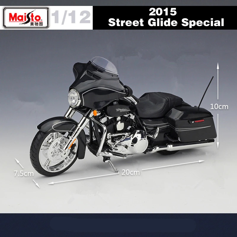 Harley-Davidson Street Glide Special Diecast Model 4 Harley-Davidson Street Glide Special Diecast Model - Image 4